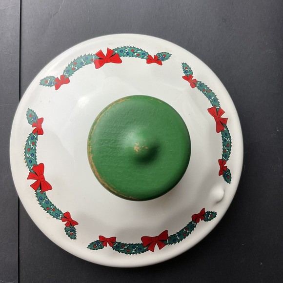 Vintage Mervyn's Porcelain on Steel Holiday Tradition Tea Kettle Winter Sleigh - Picture 5 of 13